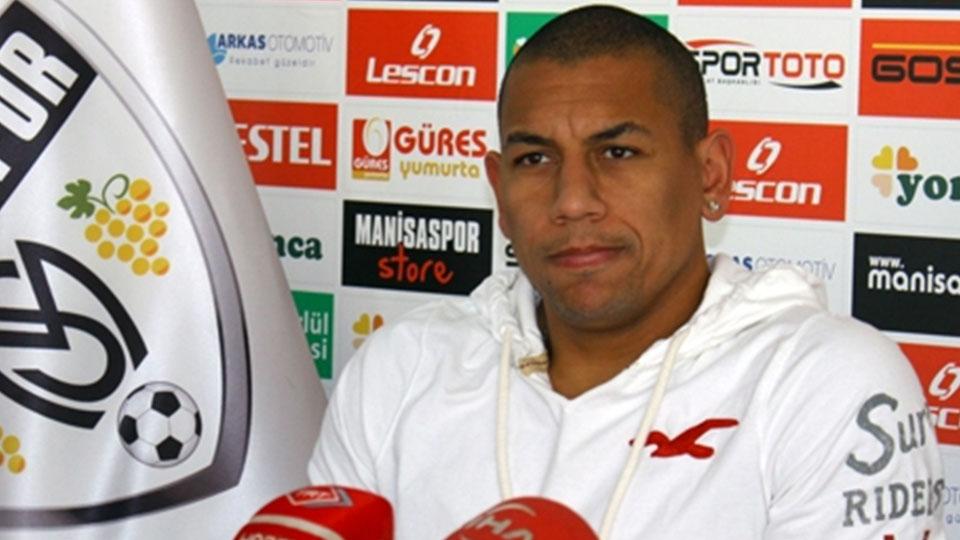 Carlos%20Eduardo%20de%20Souza%20Floresta%20%28Kahe%29.